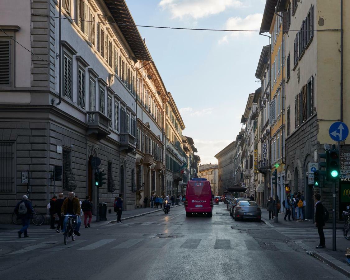 Cavour Suite Mezzanine By 360Rentals Florenz Exterior foto